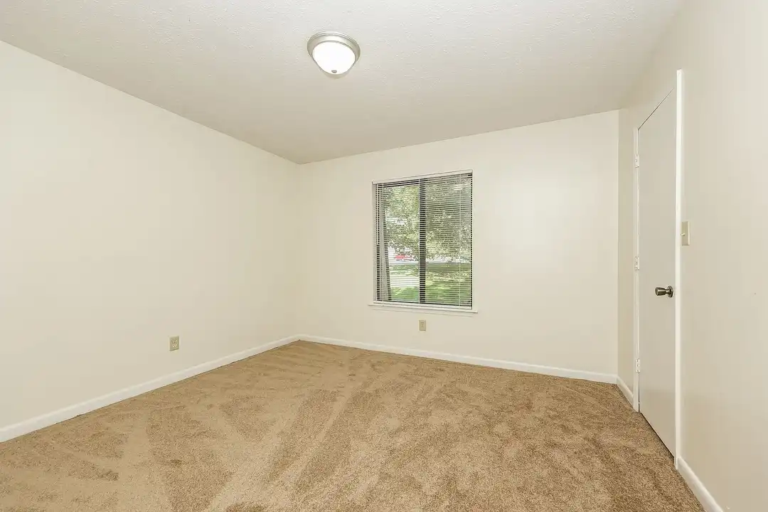 105 Bybee Dr Unit D3 – photo 1 of 28