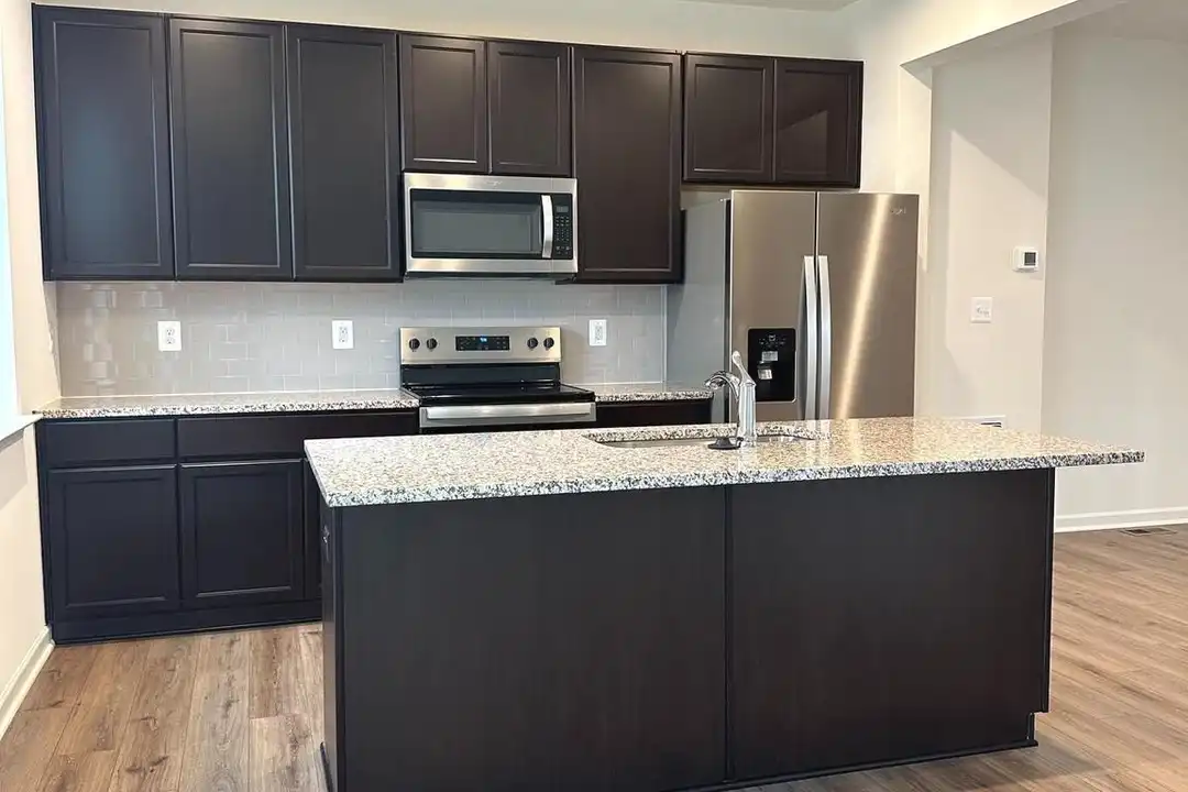 Apartment in Falling Waters - View 4