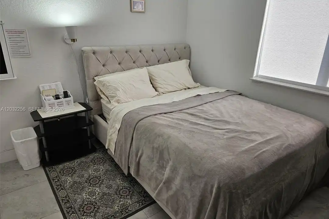 701 NW 127th Pl - View 6