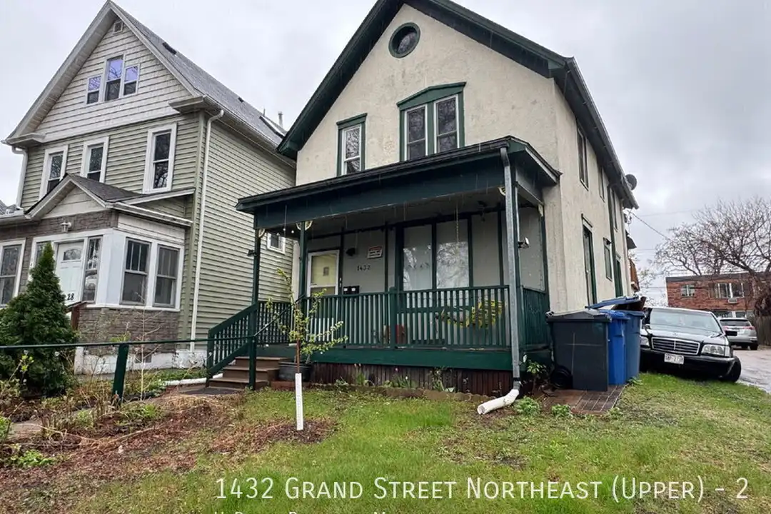1432 Grand St NE - View 2