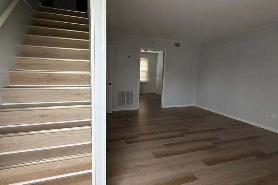 1740 Bonham Rd unit 1716-5 - View 2