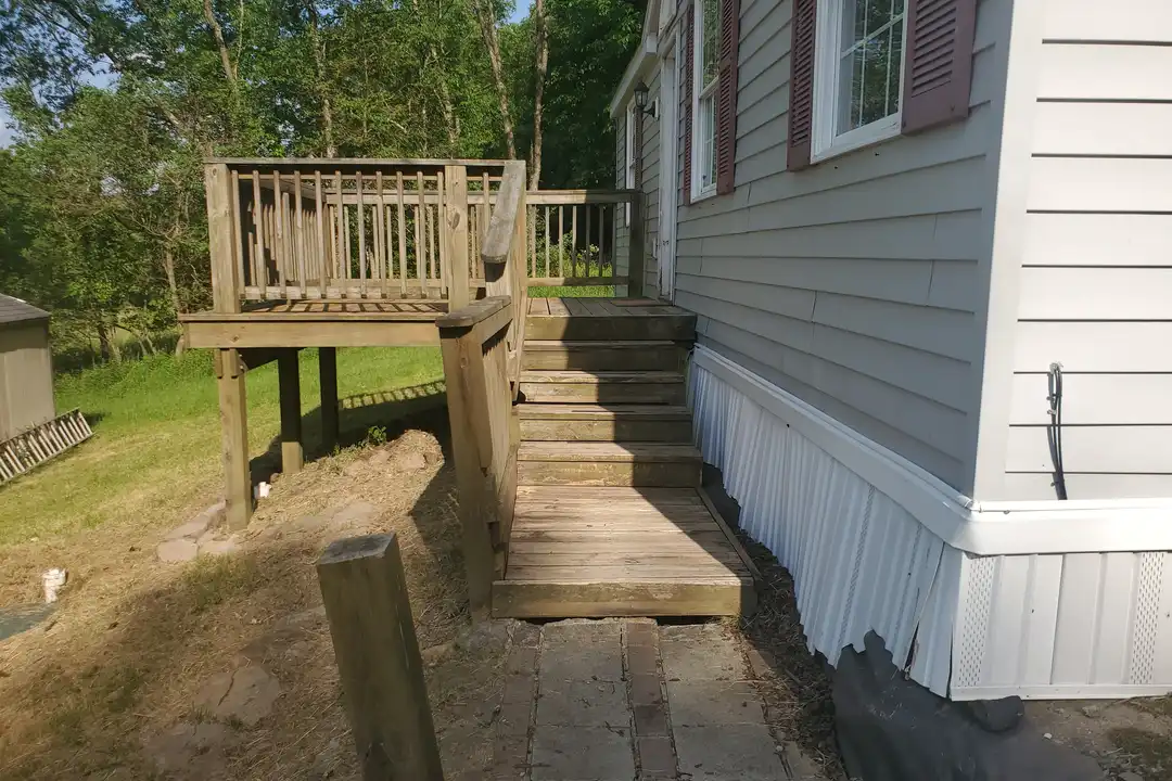 402 Grubb Rd - View 6