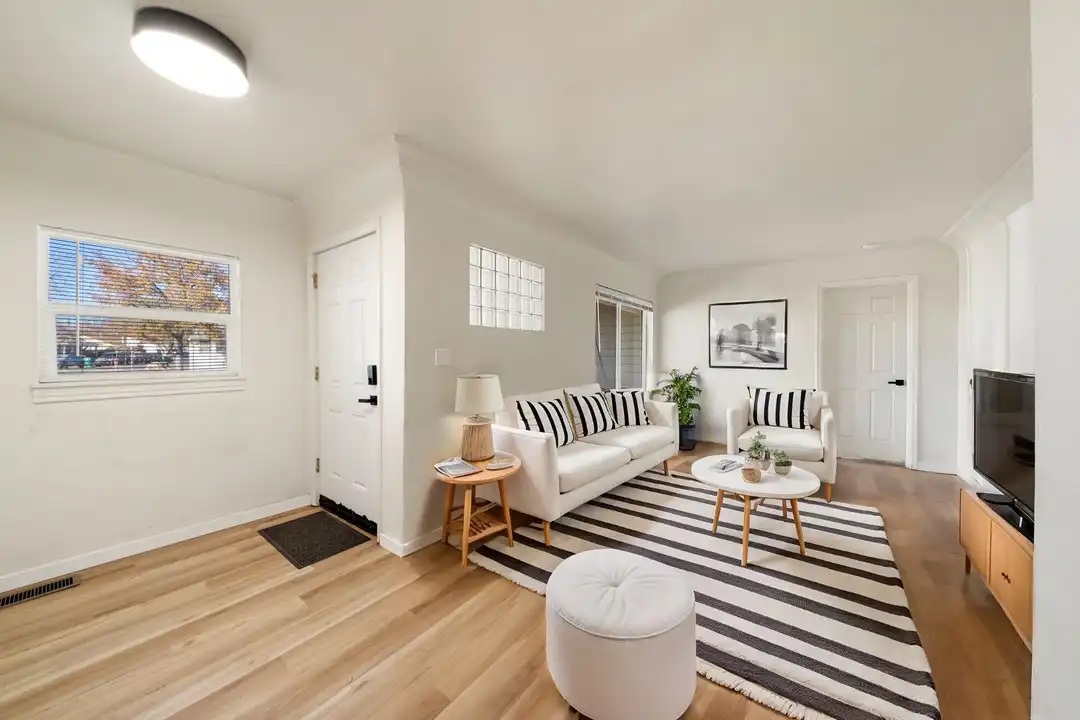 4000 S Delaware St - View 3