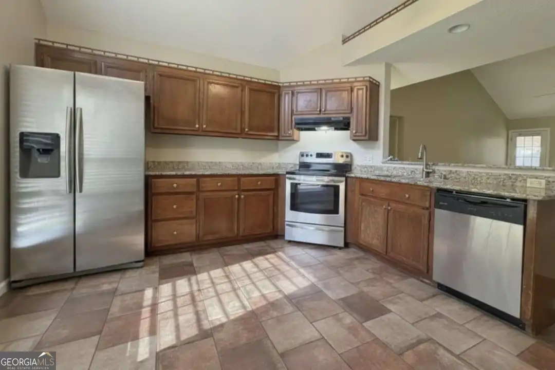 108 Crestwood Ct - View 6