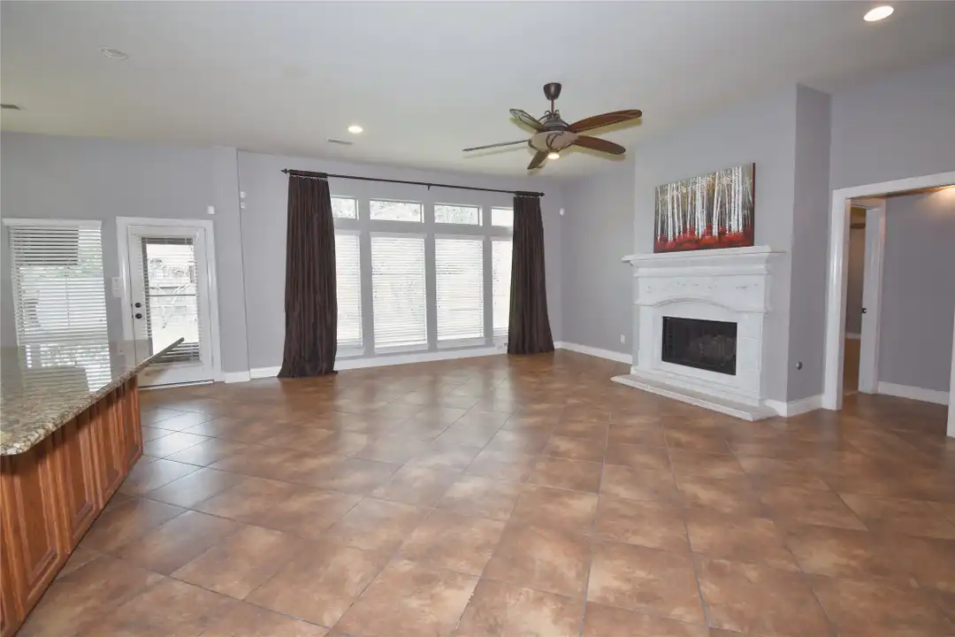 13611 Summer Cloud Ln - More