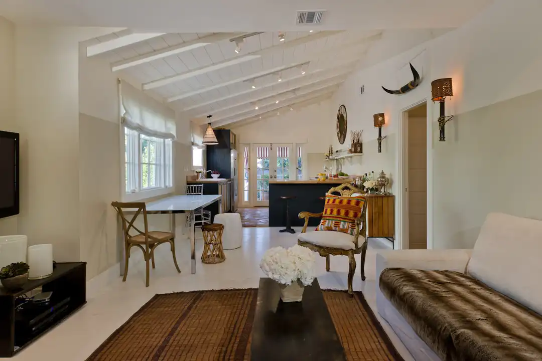 9052 Harland Ave - View 6