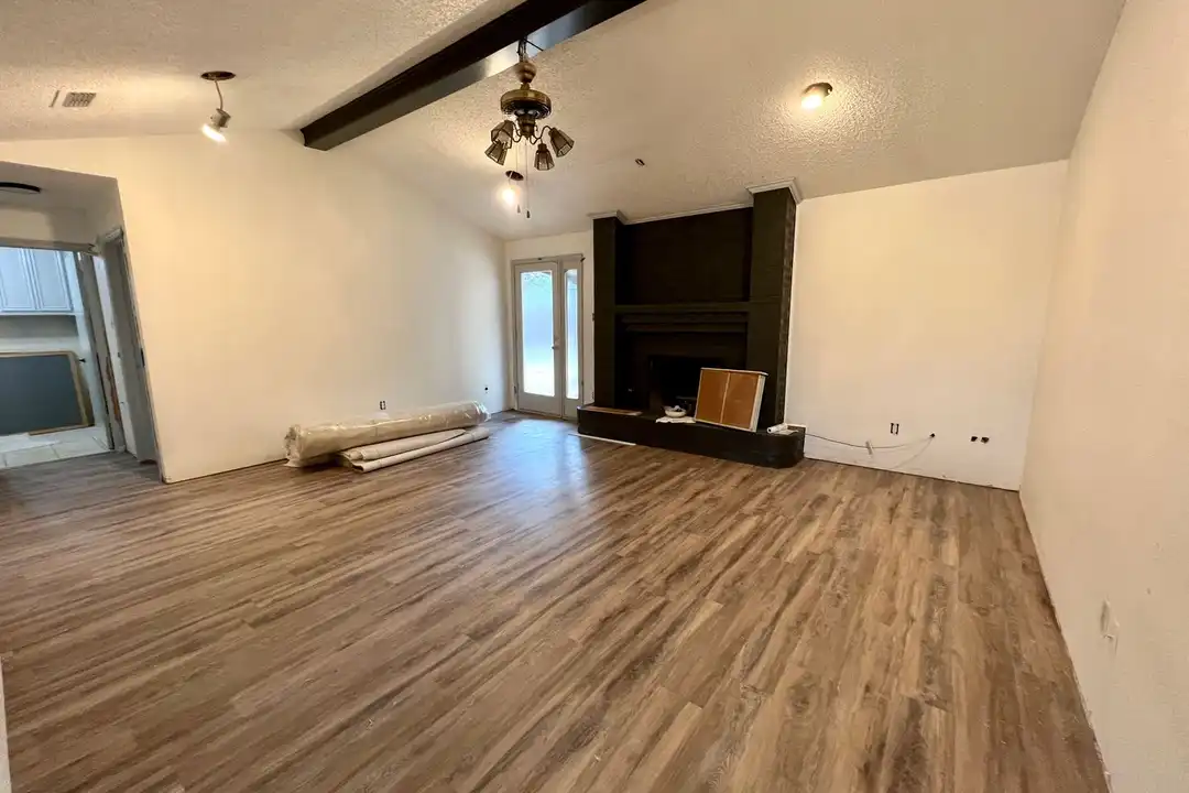 5702 91st St - View 4