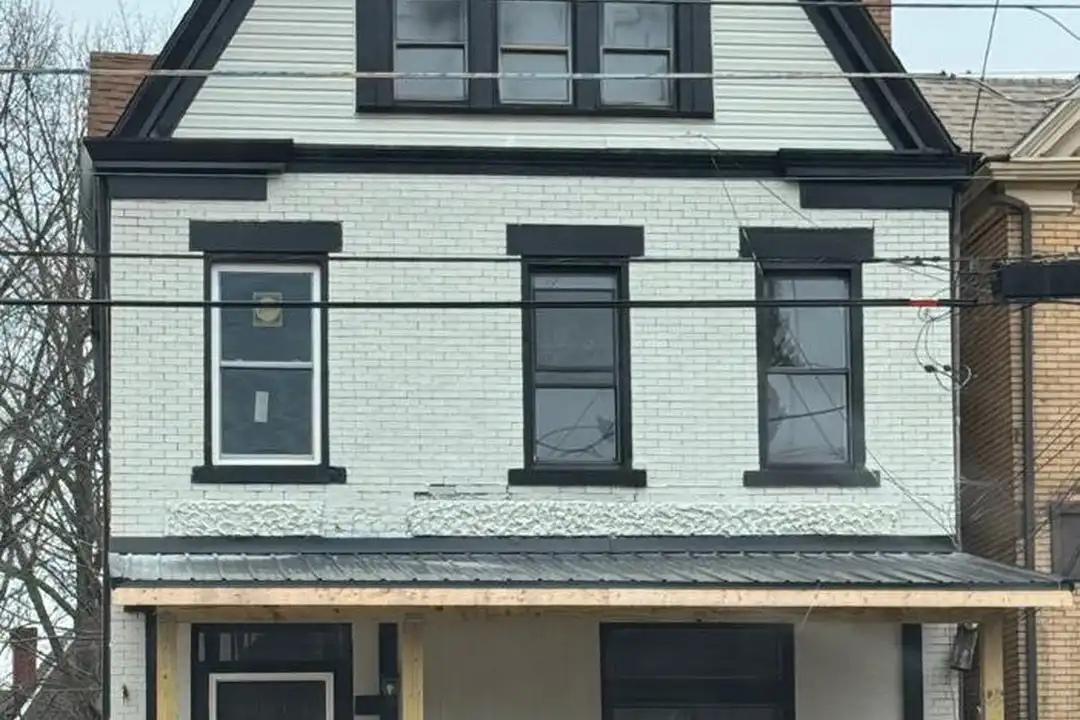 303 Peebles St unit 303 Peebles St Unit 2 - (2/1) – photo 1