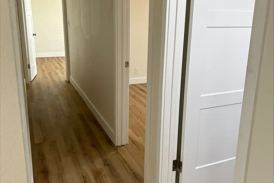 3421 N Paiute Way unit 2 - More