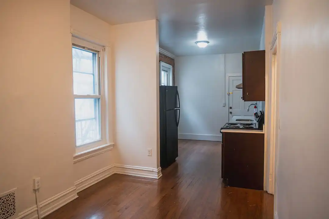 622 W Chew St unit 622 Chew St- Unit 2 - View 5