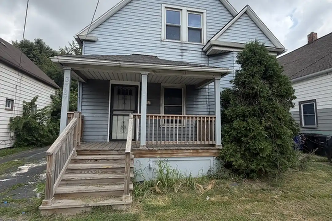 3787 E 50th St – photo 1