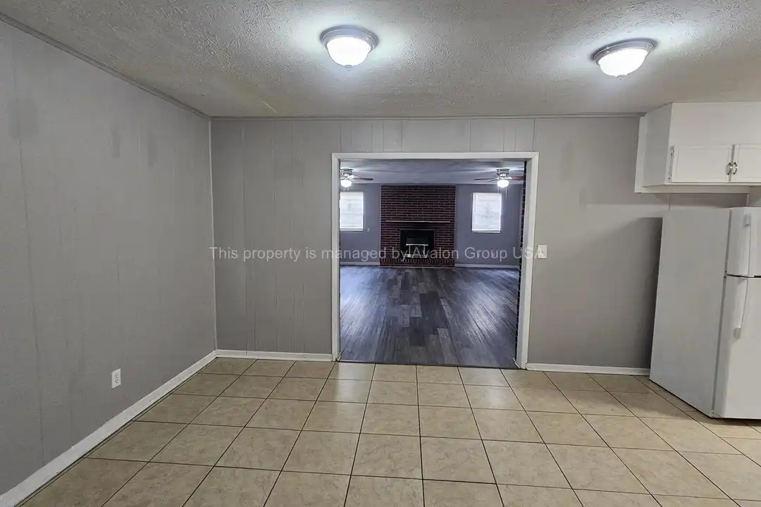 9504 Evesham Rd – pohled 5