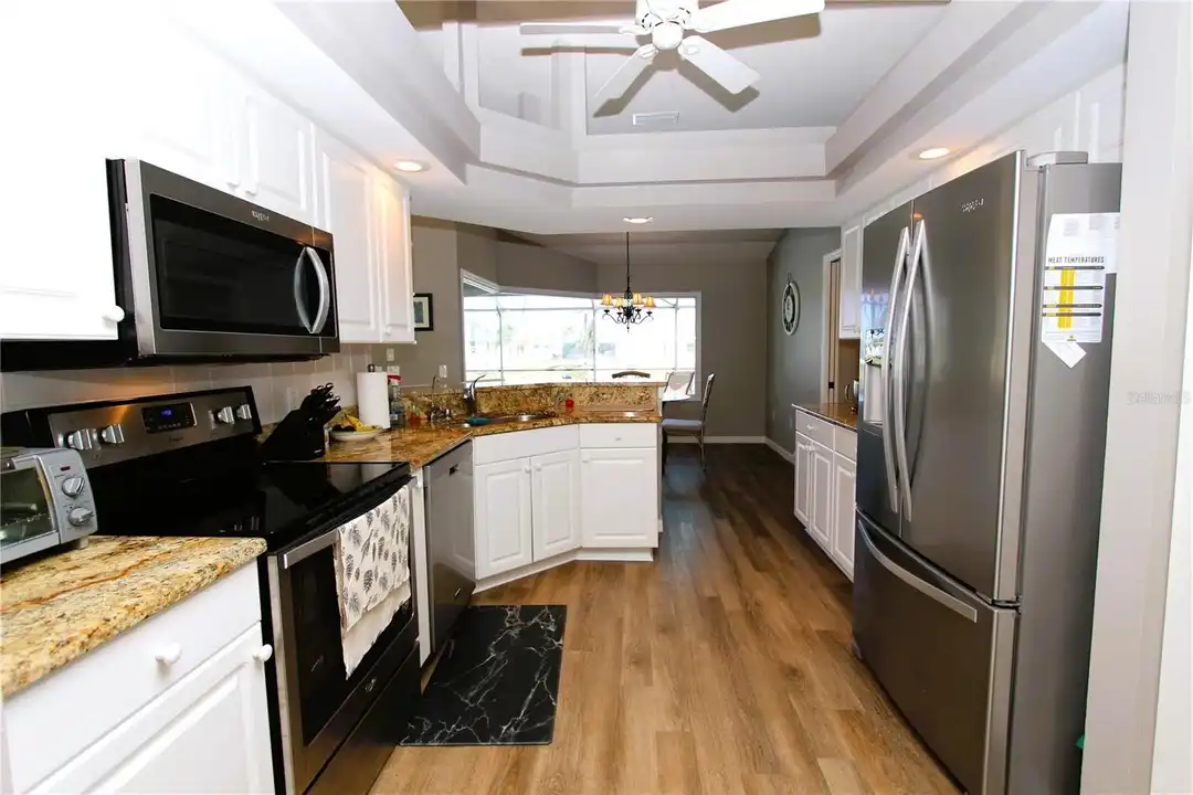 42 Mark Twain Ln - View 4