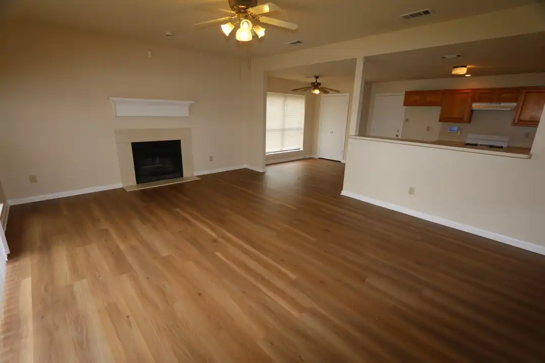 House in Katy - View 5