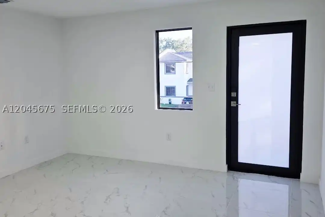 2731 NW 44th St #2731 - View 5