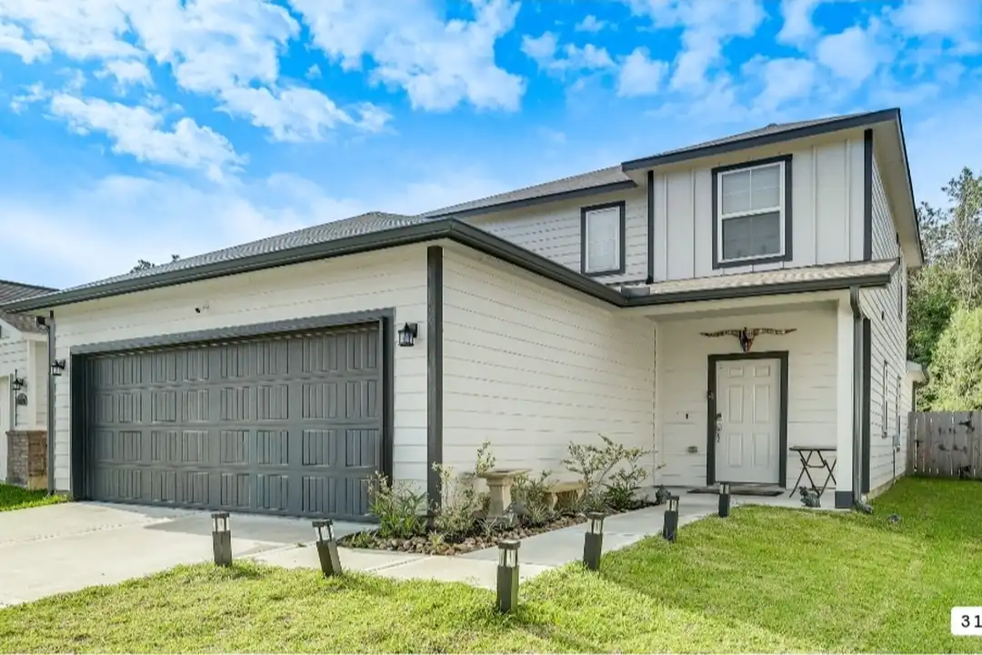 16866 Pandora Wy - View 5