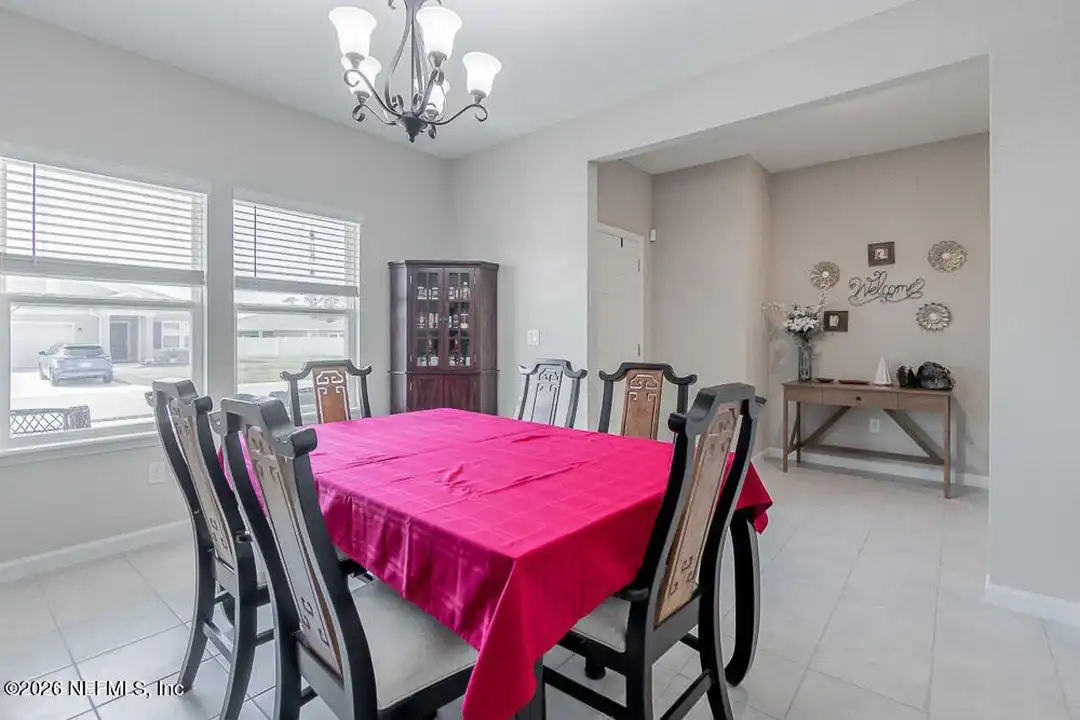 5615 Kellar Cir – pohled 5