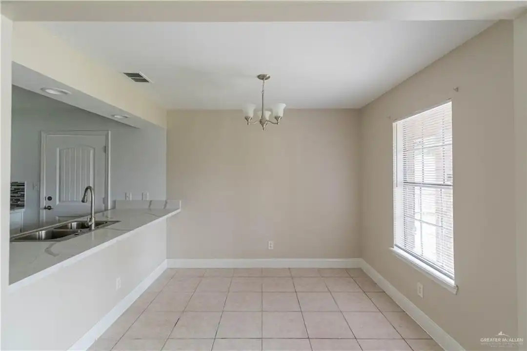 4009 Yucca Ave W - View 3