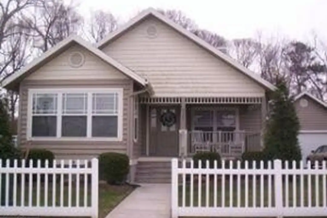 16527 John Rowland Trail #136