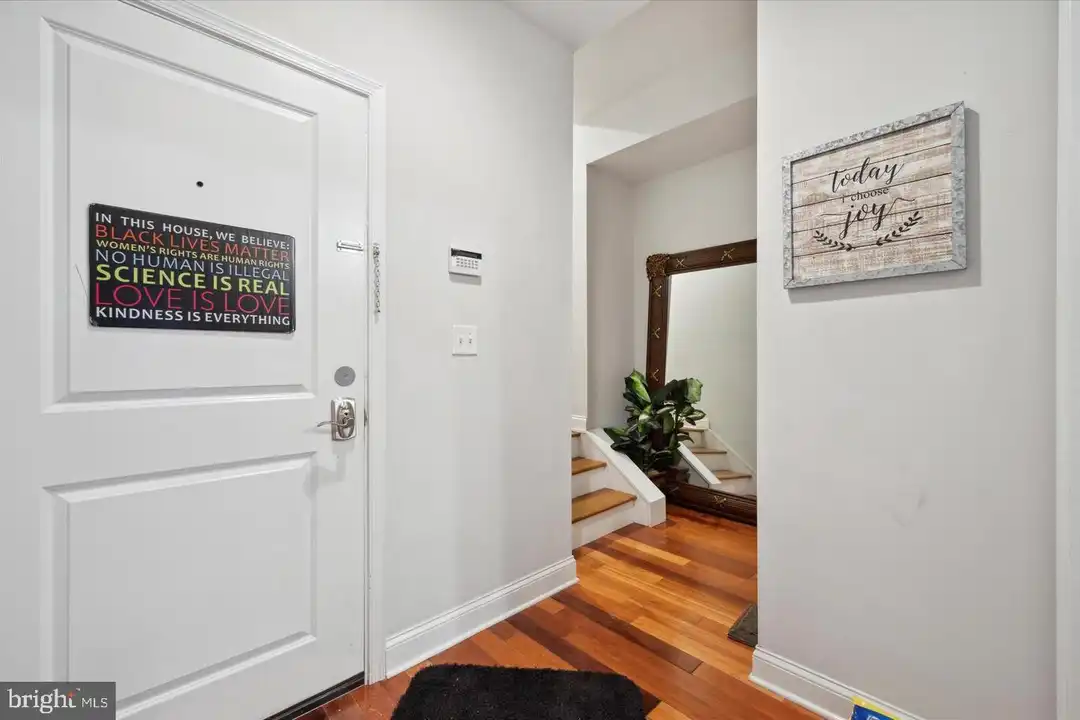 931 N 19th St unit 2 – pohled 3