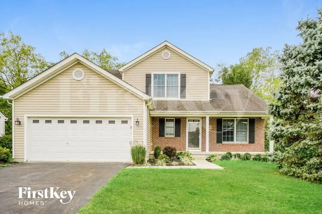 7821 Edgewater Ct – photo 1 of 16