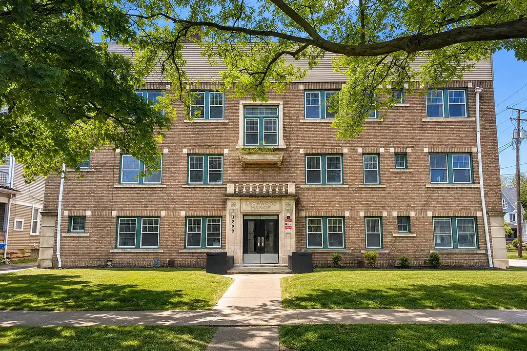 Archwood Manor – photo 1