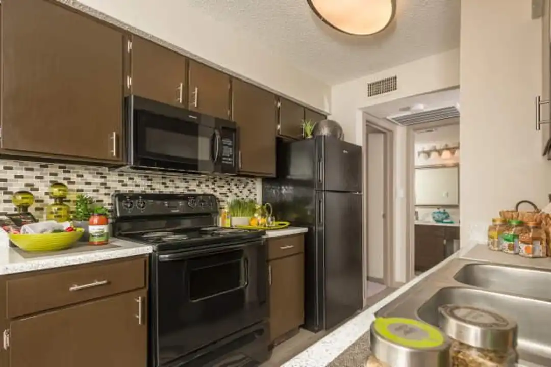 512 Palace Pkwy unit # 512 - View 4