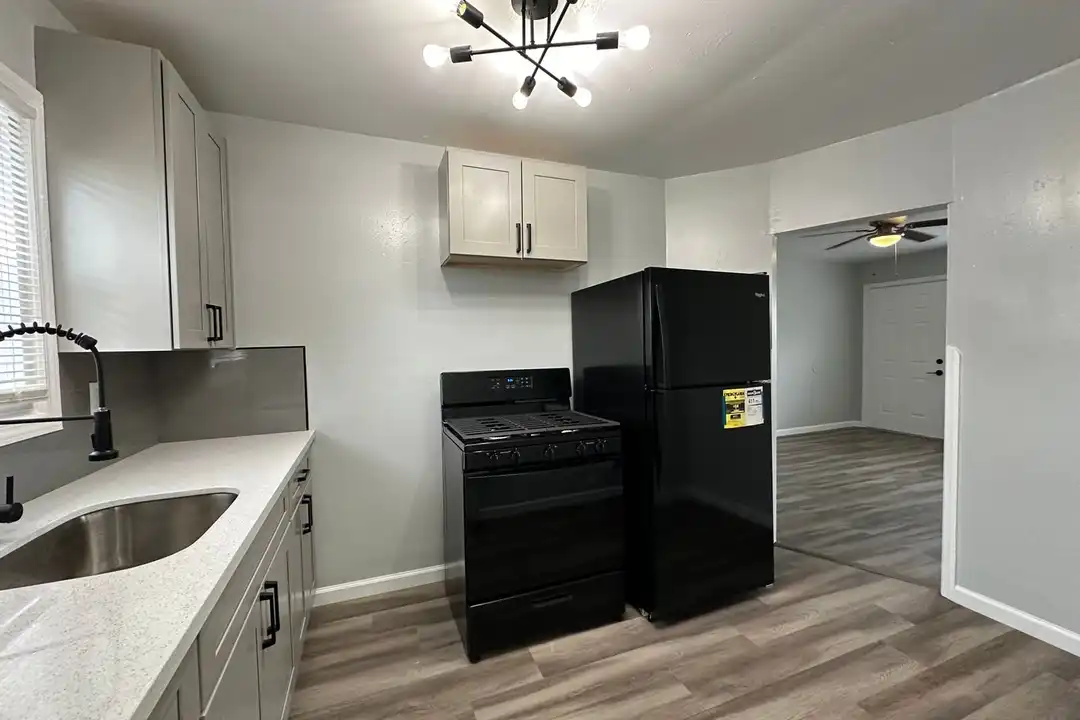 736 Cedar St unit Unit 1 - More
