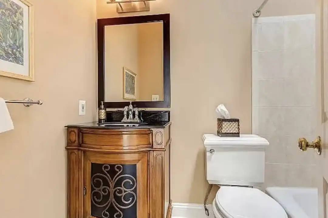 2717 13th St NW unit B - View 6