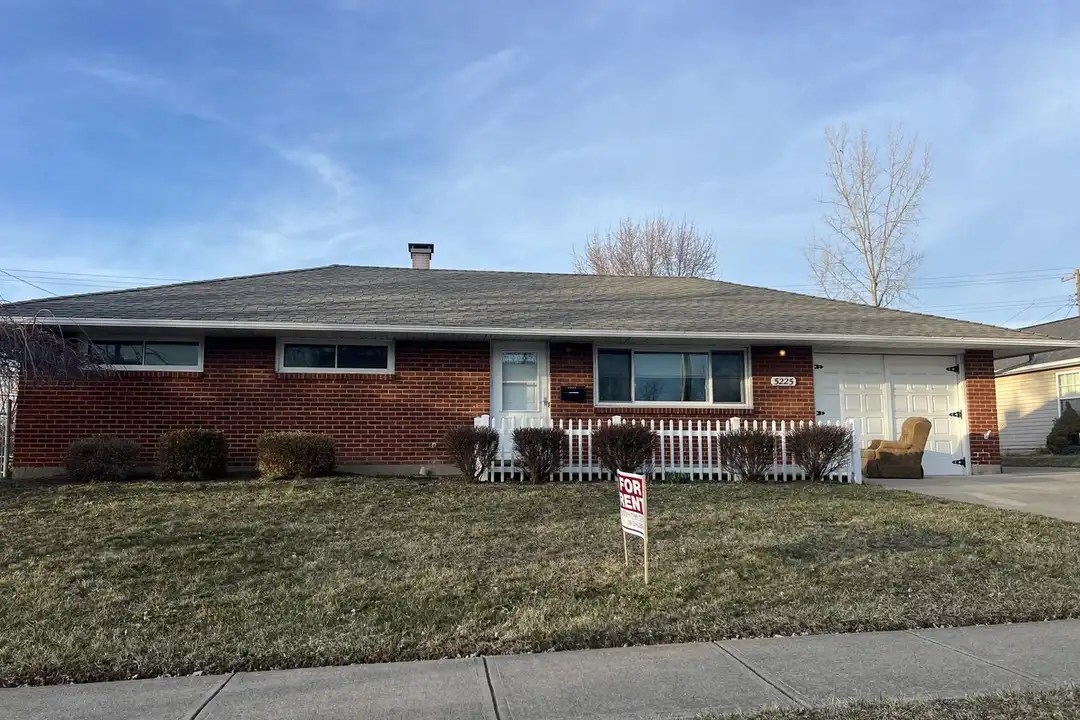 5225 Buckner Dr – photo 1