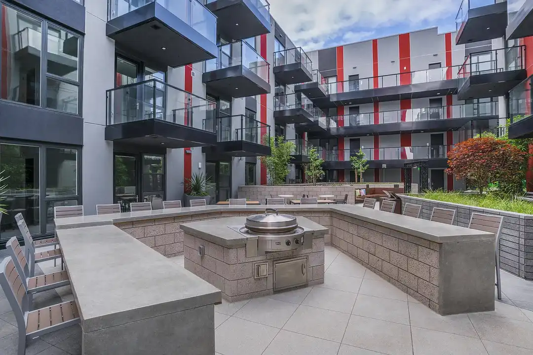 Shift Apartments – photo 1