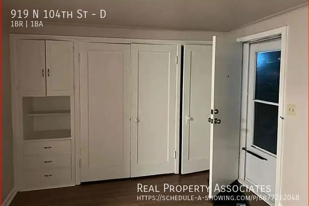 919 N 104th St – pohled 4