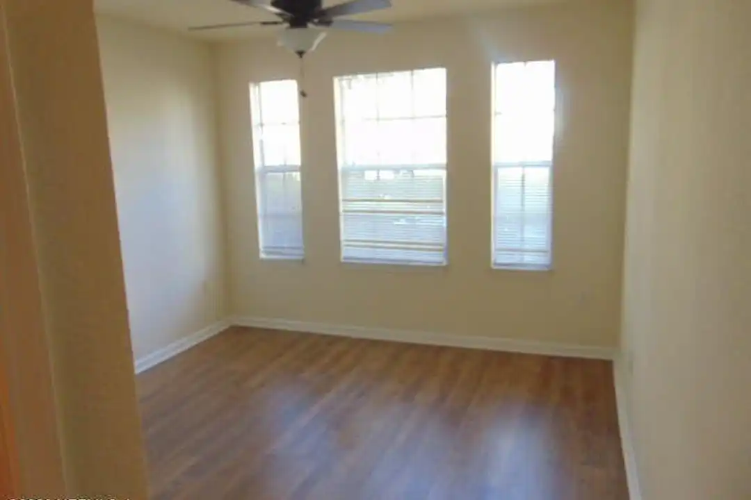 10075 Gate Pkwy N #1207 – pohled 4