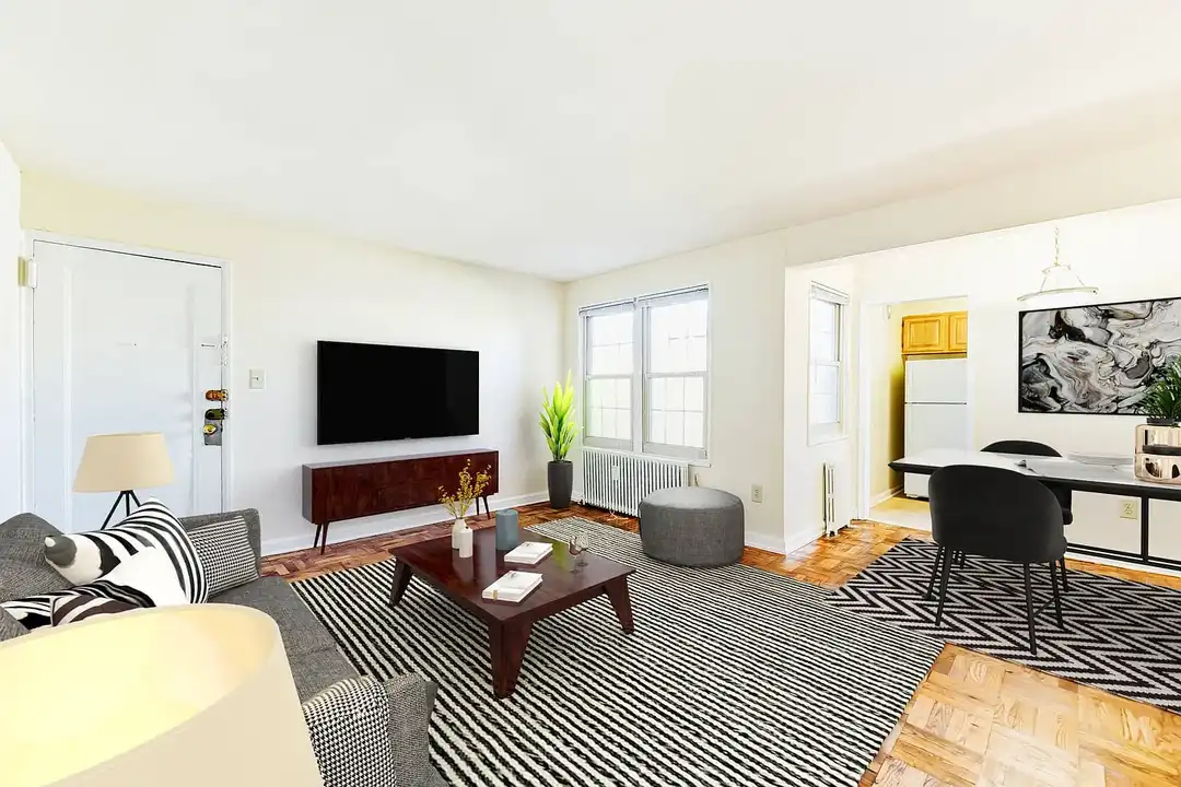 Richman Apartments – photo 1