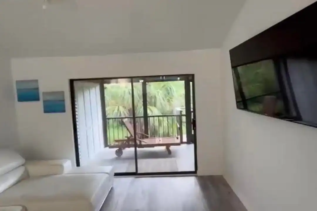 House in Fort Myers - More