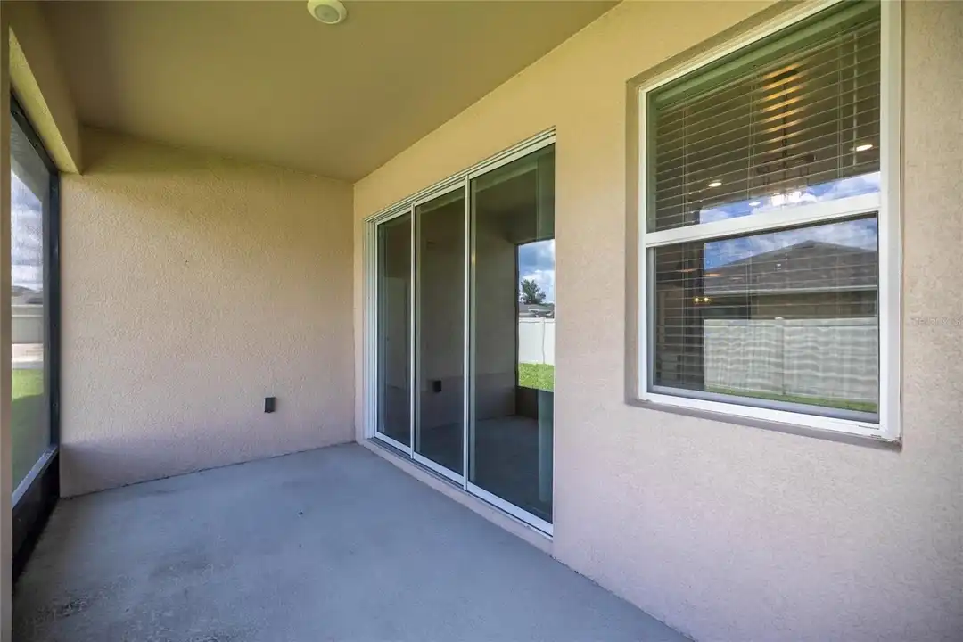 8810 SW 63rd Ave - More