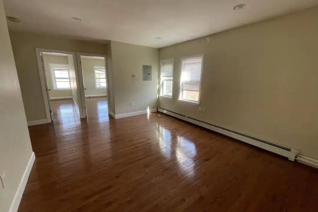 Apartment in Boston - View 2