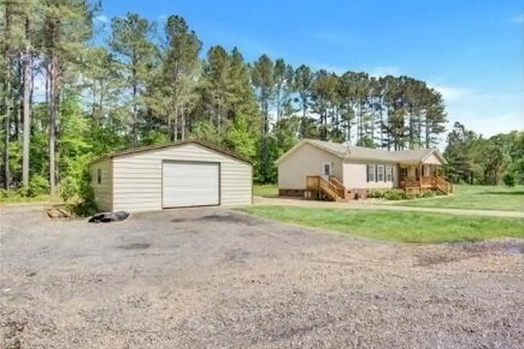 2805 Sweeping Pine Dr - View 3