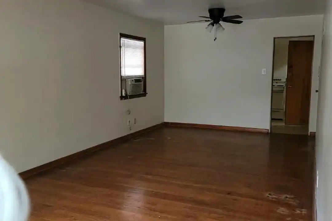 Apartment in Decatur - More