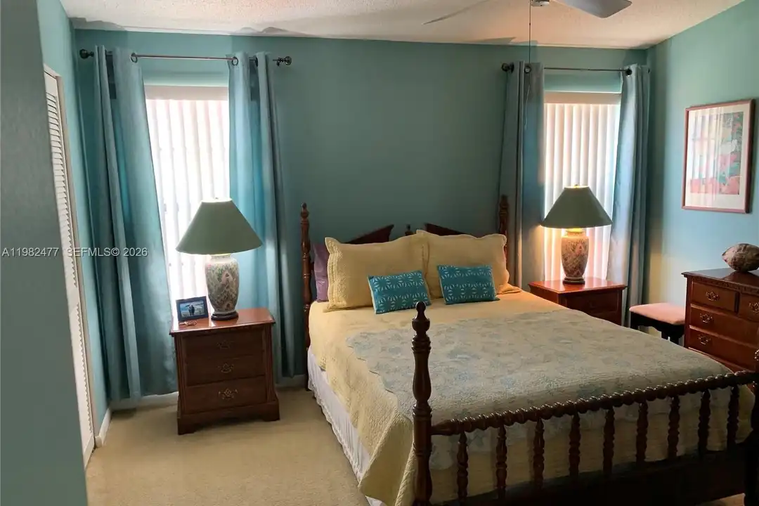 8042 SE Villa Cir #8042 - More