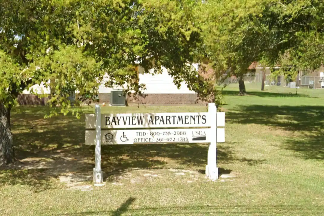 1803 Gray St unit 102 - View 4