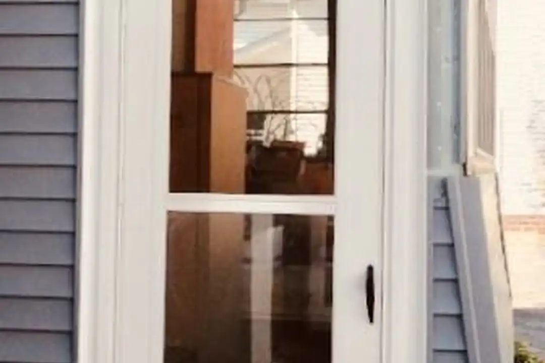 146 Main St unit 6 – photo 1 of 21