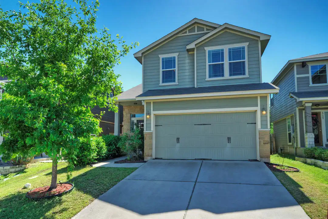 8724 White Ibis Dr - View 2