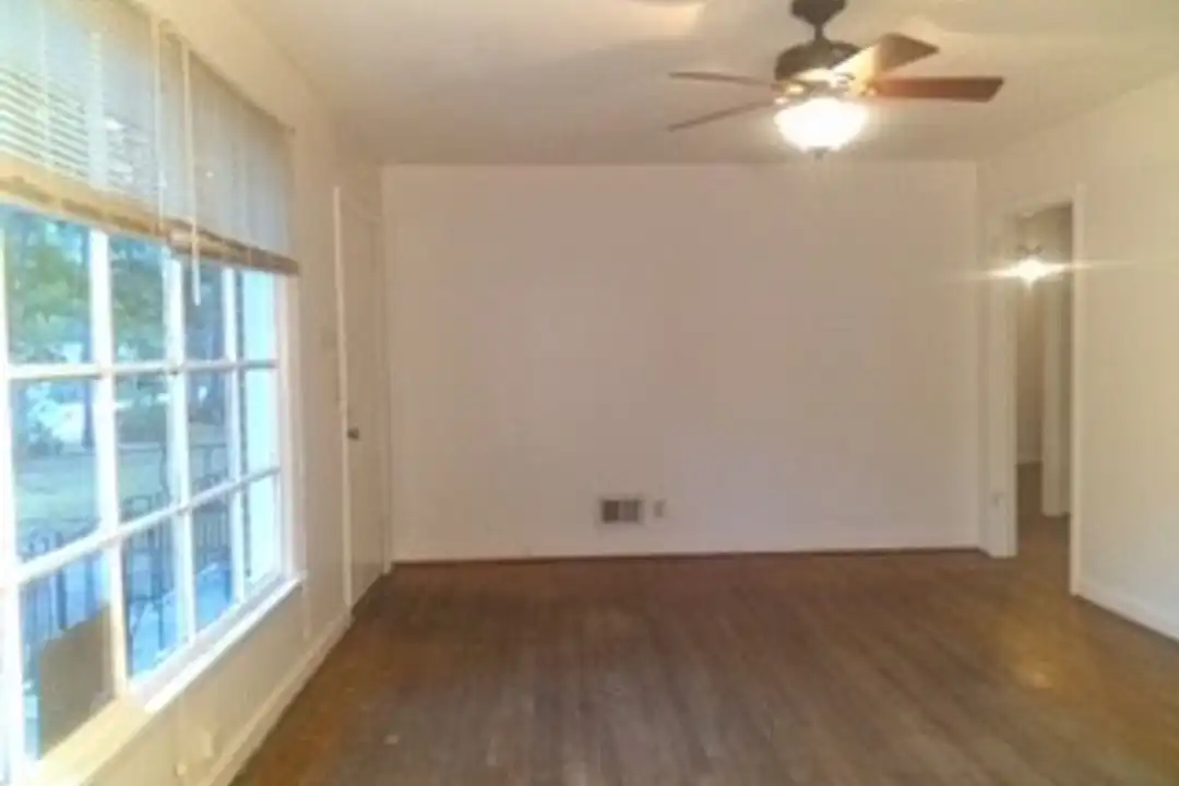 2106 Long Shadow Ln - View 5
