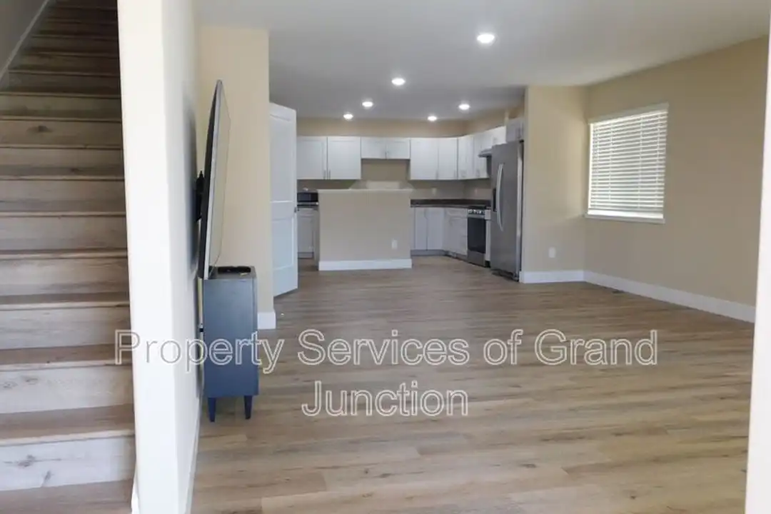 1715 N 7th St unit A - View 3