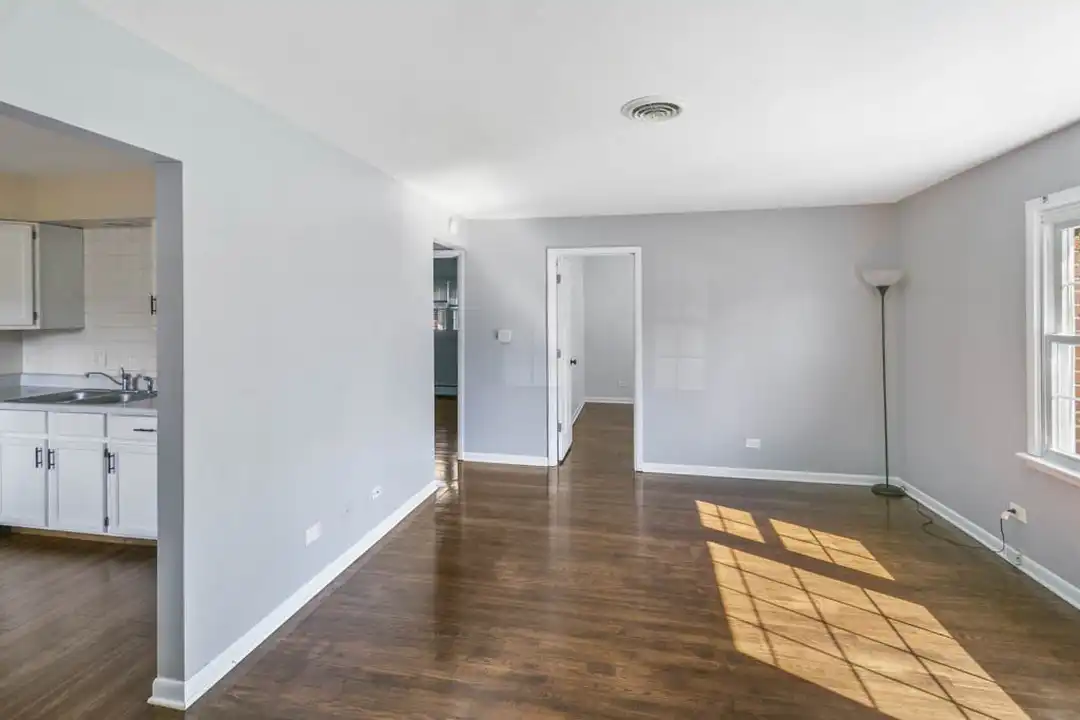 11212 1st St #4 - View 5