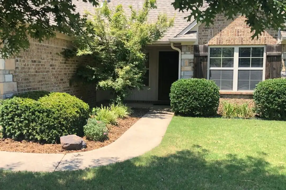 3690 W Mountain View Dr – photo 1