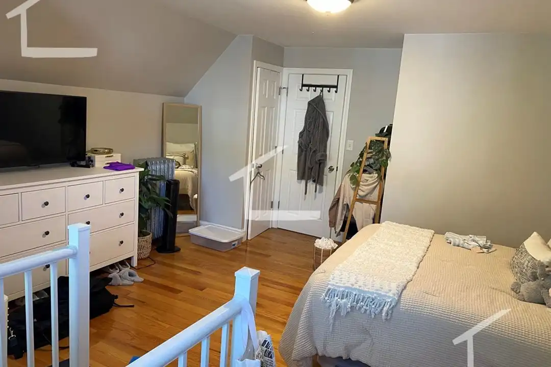 128 Brooks St - View 5