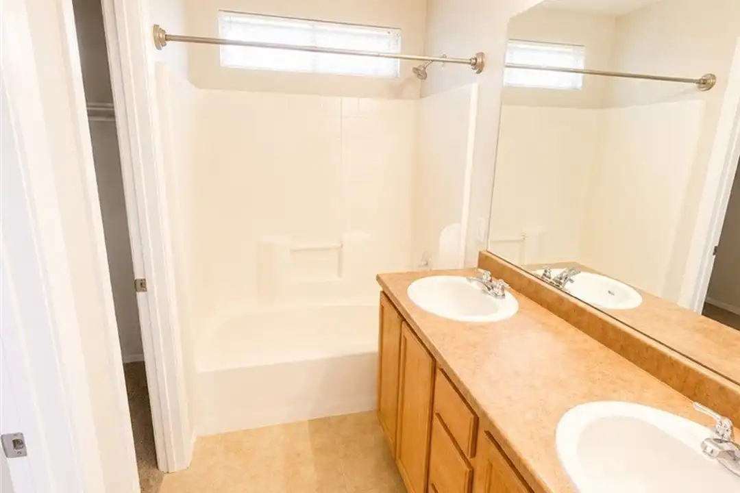 6037 Aripeka St - View 6