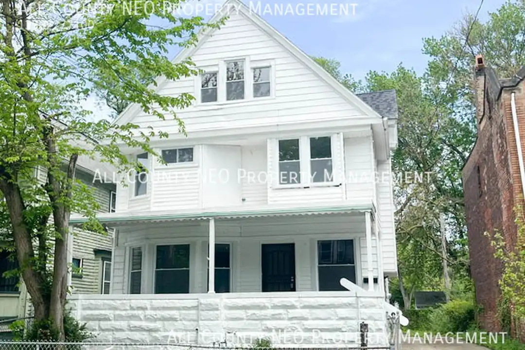 7505 Lawnview Ave – photo 1